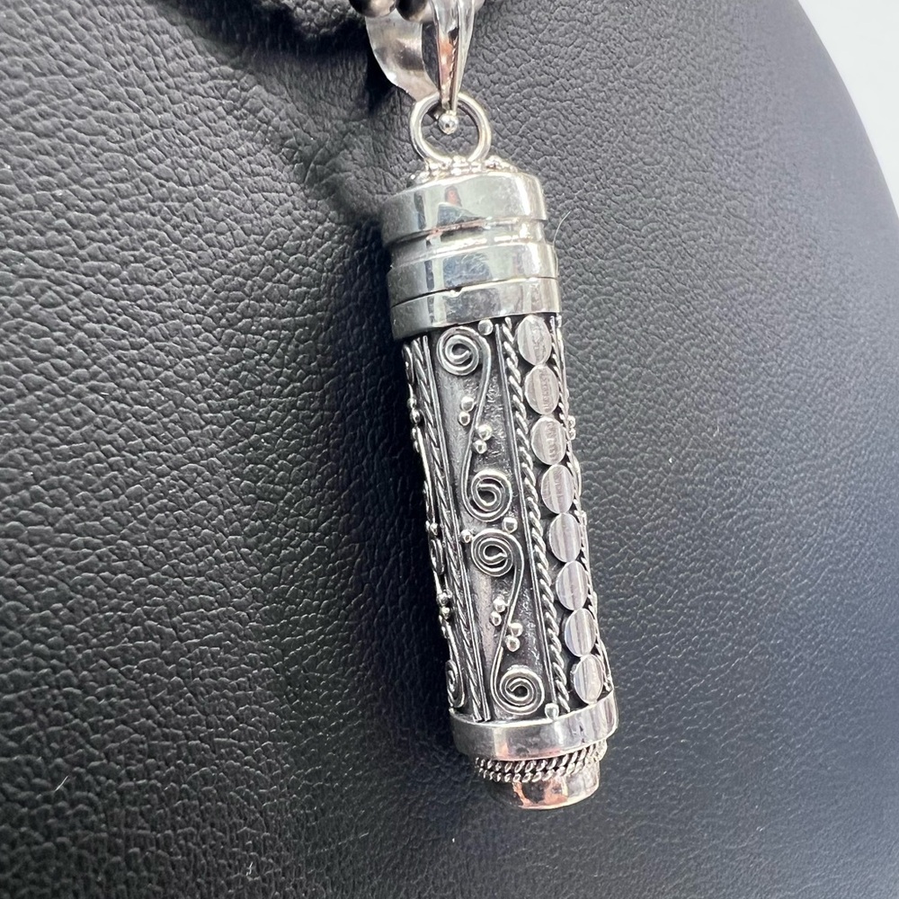 Sterling Silver Poison Pendant with Amethyst - Picture 2 of 6